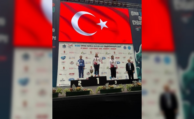 Sinem Erdoğan, dünya üçüncüsü oldu