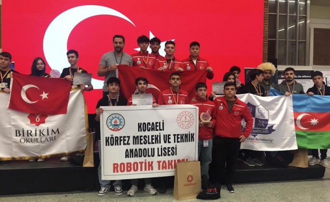 RoboChallange 2024 te Altın madalya gururu Kocaelinden